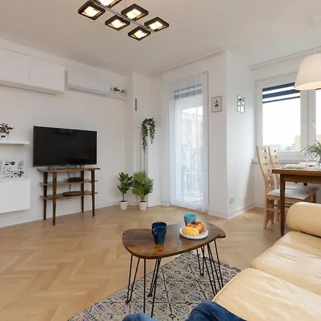 Elegant With Ac 550 M To Copernicus Science Centre By Renters * Warszawa